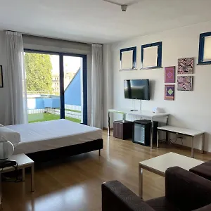 Park 4* Crema